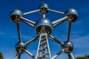 atomium-3590775_1280